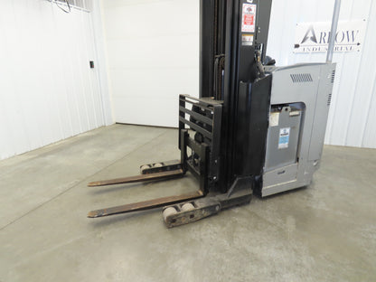Unicarriers Forklift Stand On 36V Electric Truck 3500lbs 2267.2h Side Shift