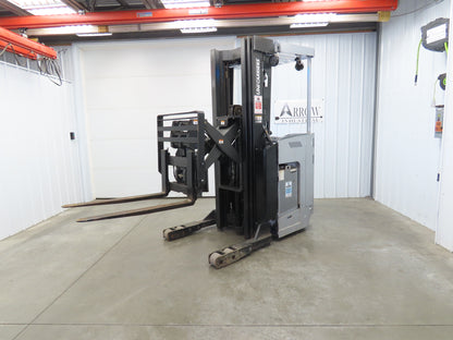 Unicarriers Forklift Stand On 36V Electric Truck 3500lbs 2267.2h Side Shift