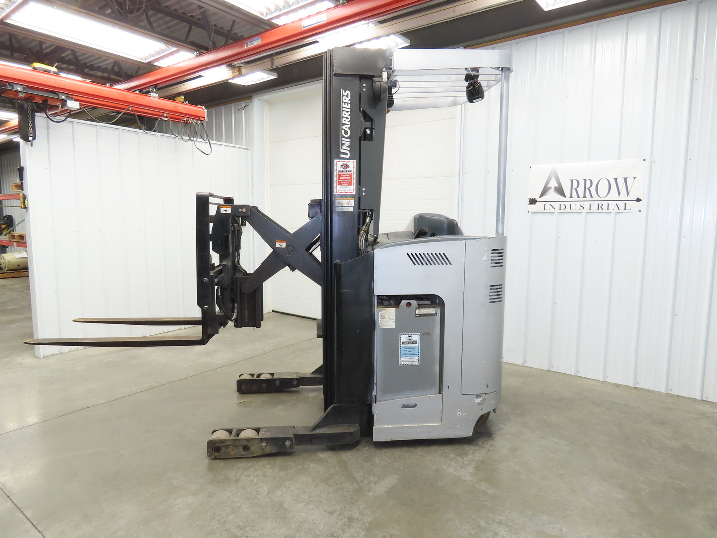 Unicarriers Forklift Stand On 36V Electric Truck 3500lbs 2267.2h Side Shift