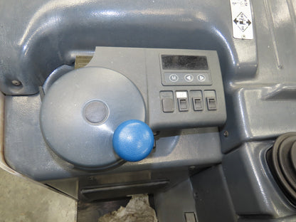 Unicarriers Forklift Stand On 36V Electric Truck 3500lbs 2267.2h Side Shift