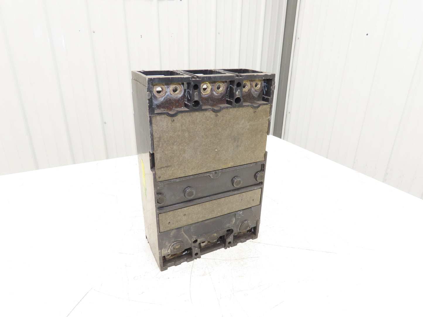 Square D MHF3660030M Molded Case Circuit Breaker 600A 3 Pole 600VAC 1PH