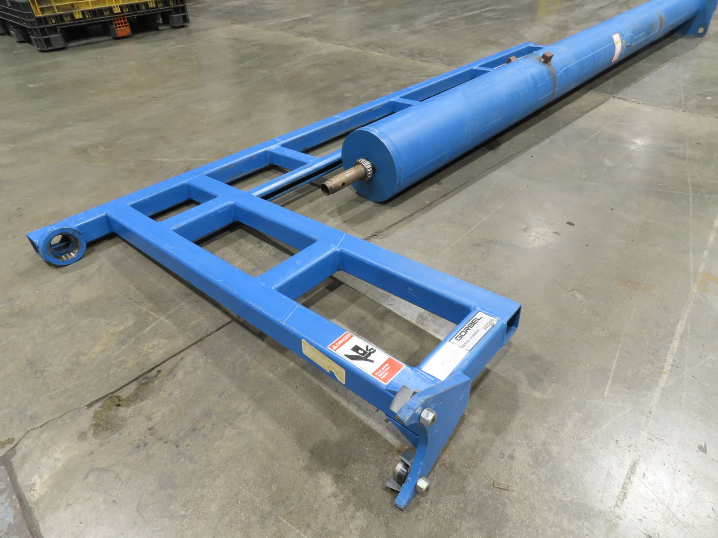 Gorbel 250Lb Free Standing Work Station Post Jib Crane 10' Span 10'H