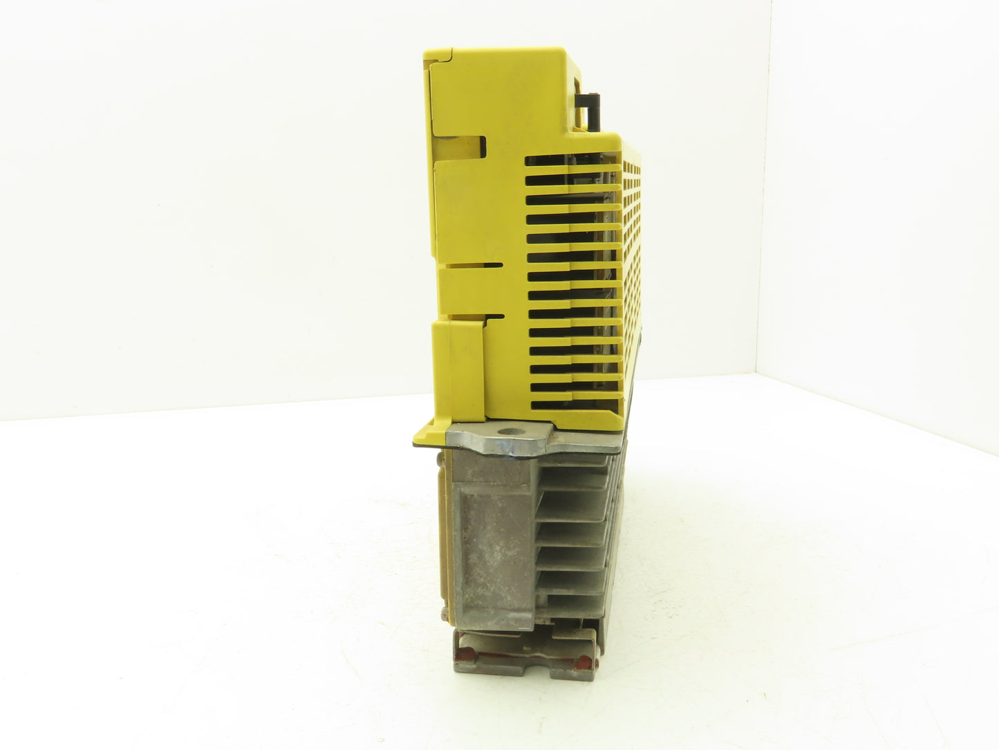 Fanuc A06B-6066-H235 Fanuc Servo Amplifier A208-1004-0861/03A