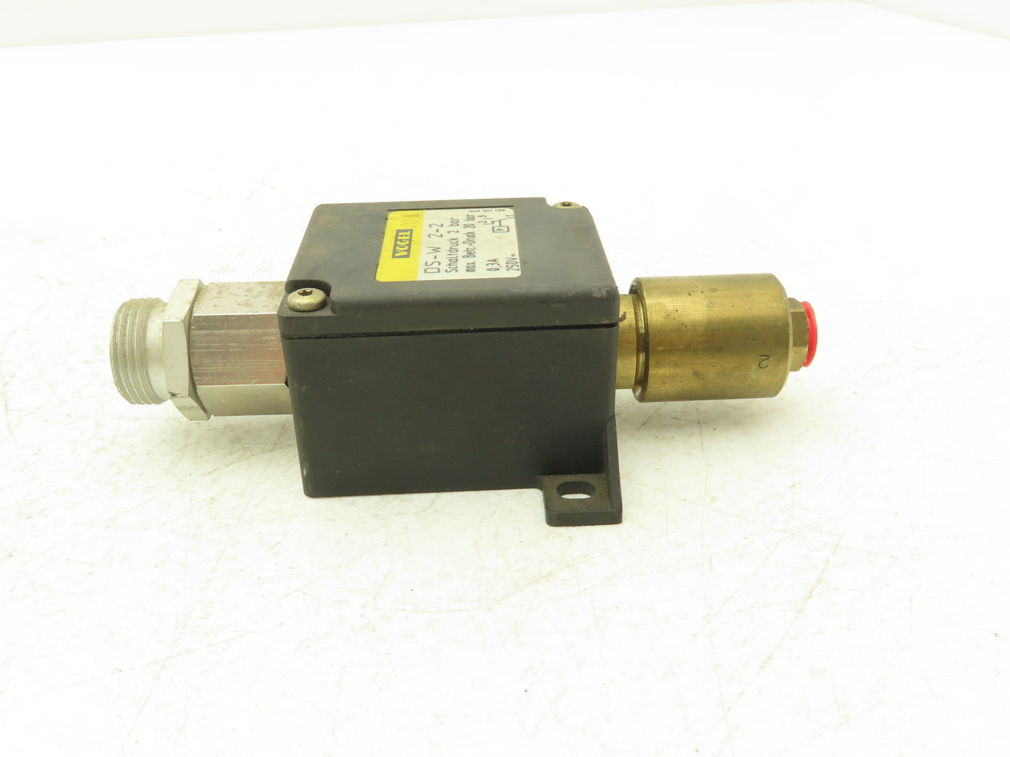 Vogel DS-W 2-2 Pressure Switch 2 Bar 250V 951 110 470