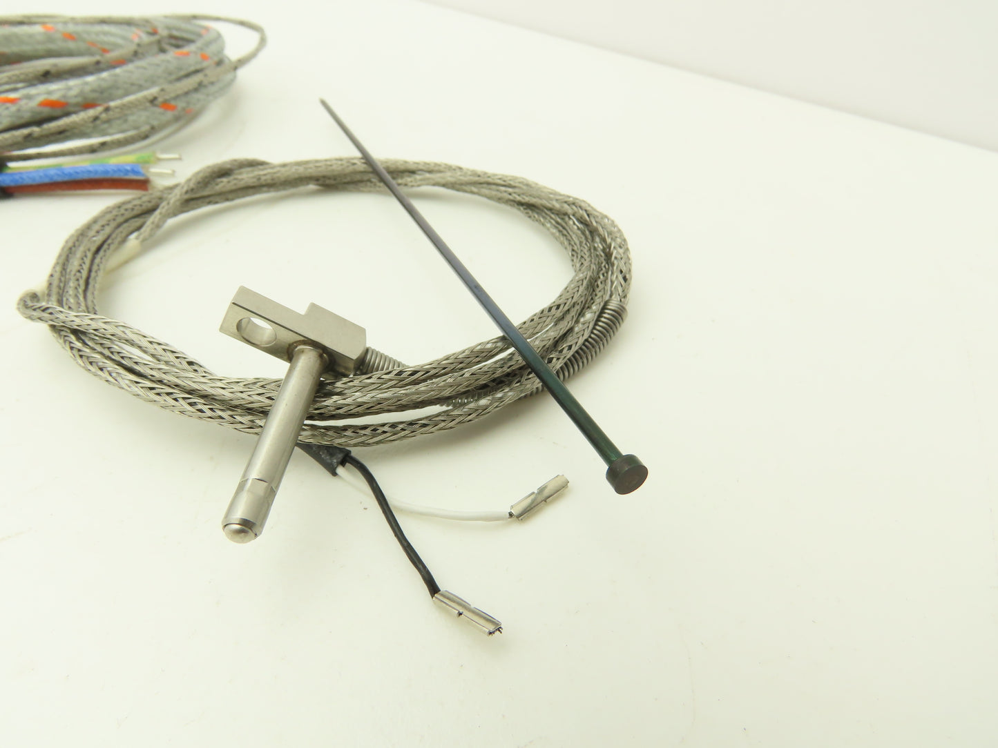 EWIKON 12831/03 Injection Nozzle Heater Band 1.56"L x 1.18"ID x 1.4"OD 200W 230V