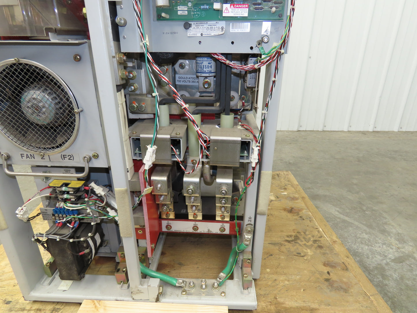 Allen Bradley SA3100-B500-AN-L6R AC Drive VFD 500Hp 460V Ser A 3Ph With Frame