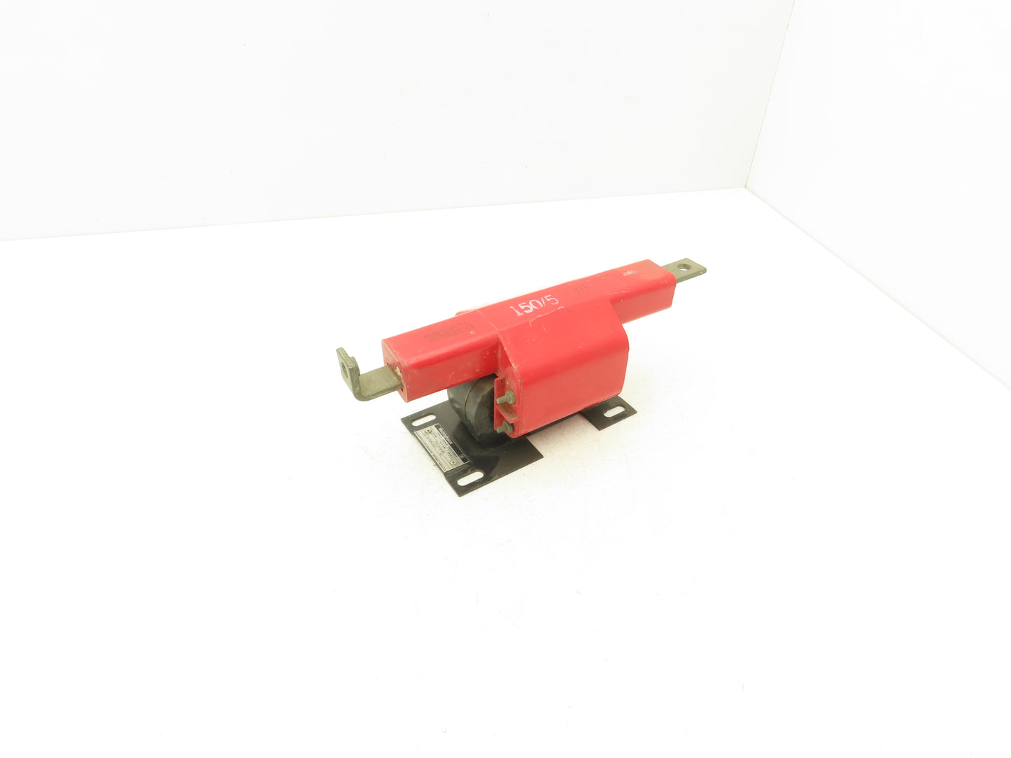 Allen Bradley 872D190G04 Current Transformer 150-5A Ratio 5KV 50-60 Hz