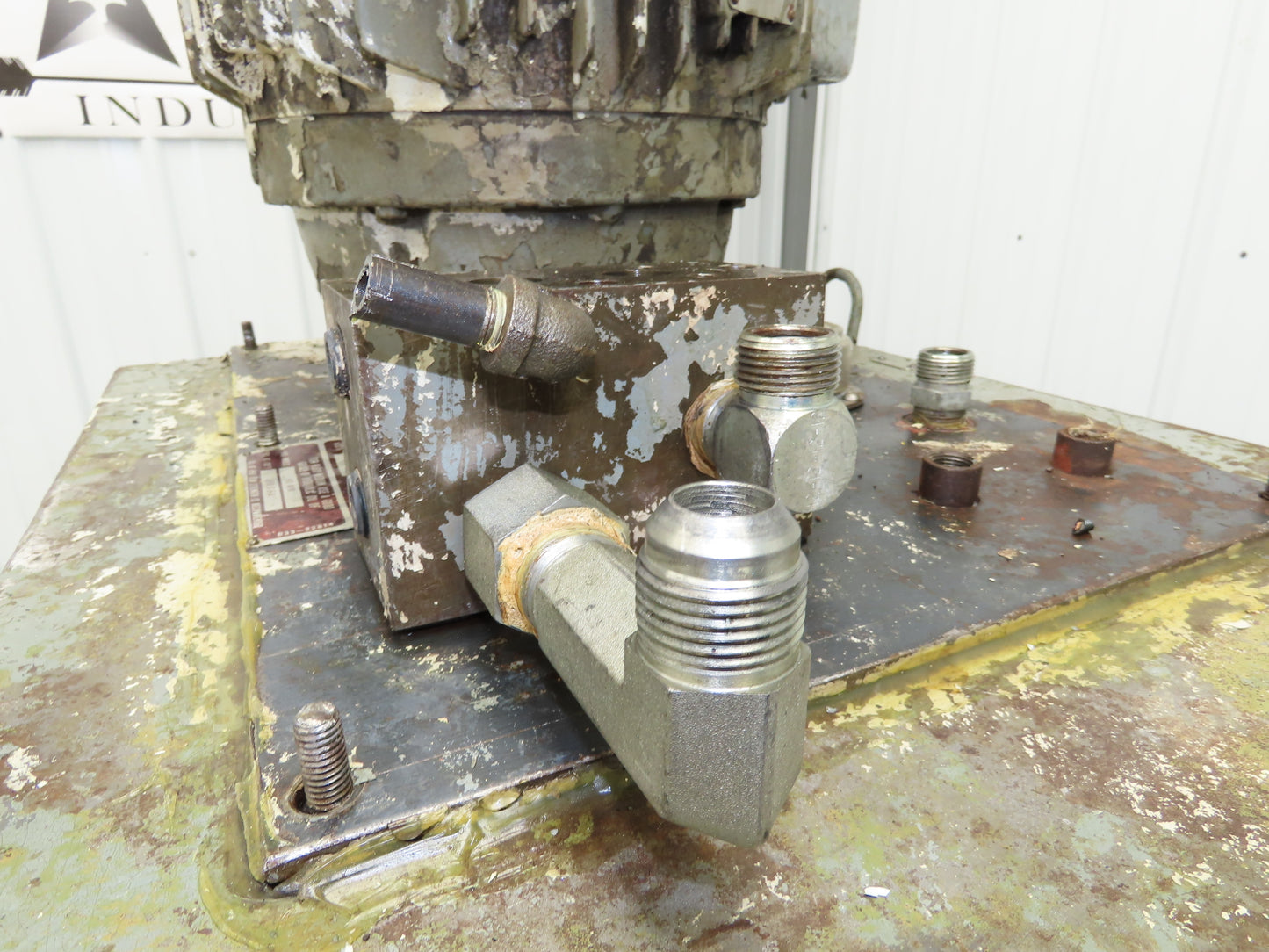 Denison T1C 014 21R Hydraulic Power Unit 30 Gallon 20GPM 15Hp 230/460V 3Ph