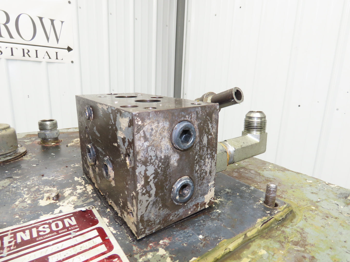 Denison T1C 014 21R Hydraulic Power Unit 30 Gallon 20GPM 15Hp 230/460V 3Ph