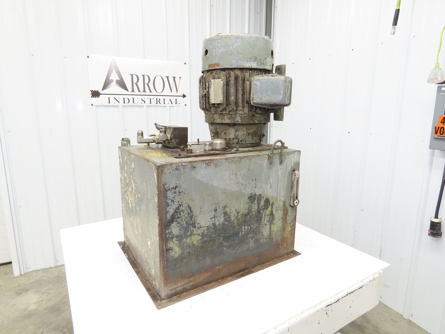 Denison T1C 014 21R Hydraulic Power Unit 30 Gallon 20GPM 15Hp 230/460V 3Ph