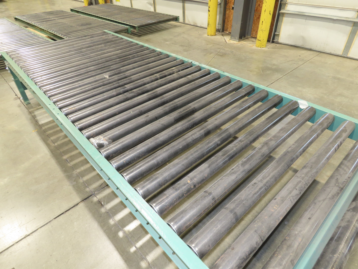 Roach 46"x 10' Gravity Roller Pallet Conveyor 2.5" Roller 43"BF Adj Height