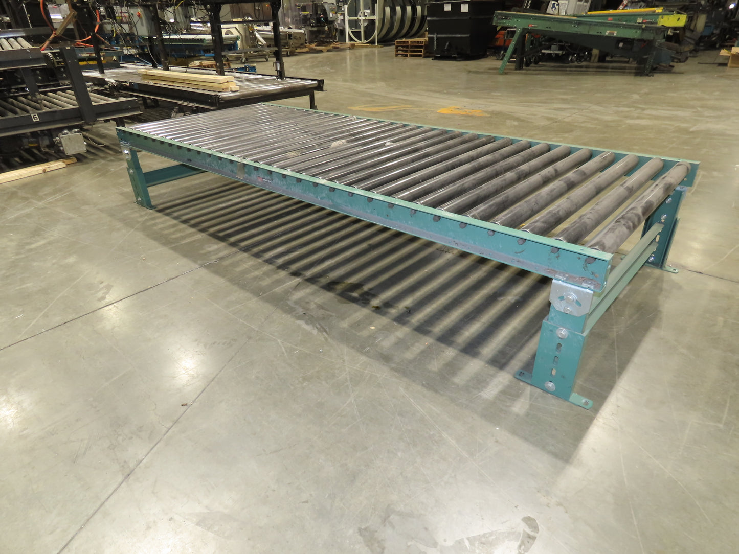 Roach 46"x 10' Gravity Roller Pallet Conveyor 2.5" Roller 43"BF Adj Height