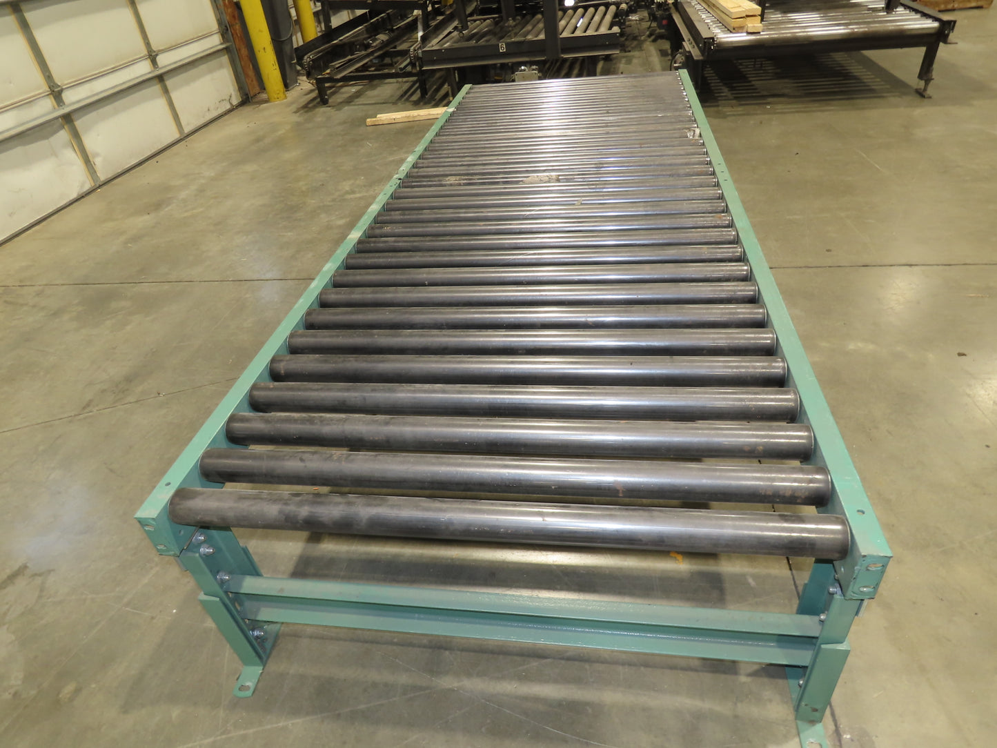 Roach 46"x 10' Gravity Roller Pallet Conveyor 2.5" Roller 43"BF Adj Height