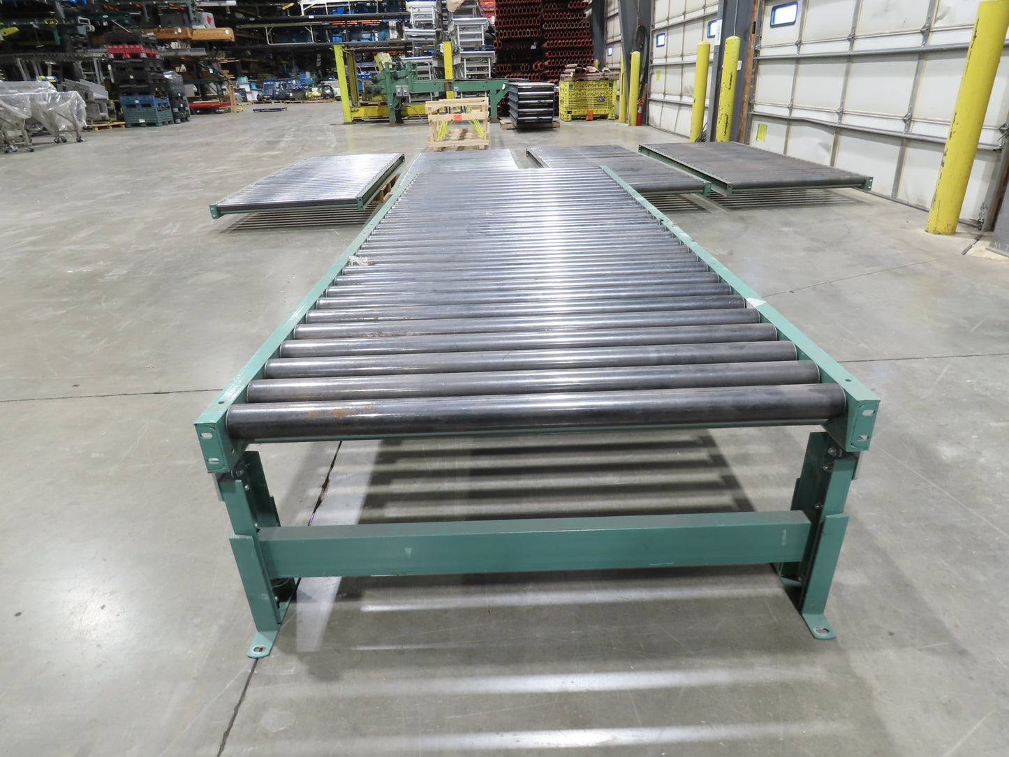 Roach 46"x 10' Gravity Roller Pallet Conveyor 2.5" Roller 43"BF Adj Height