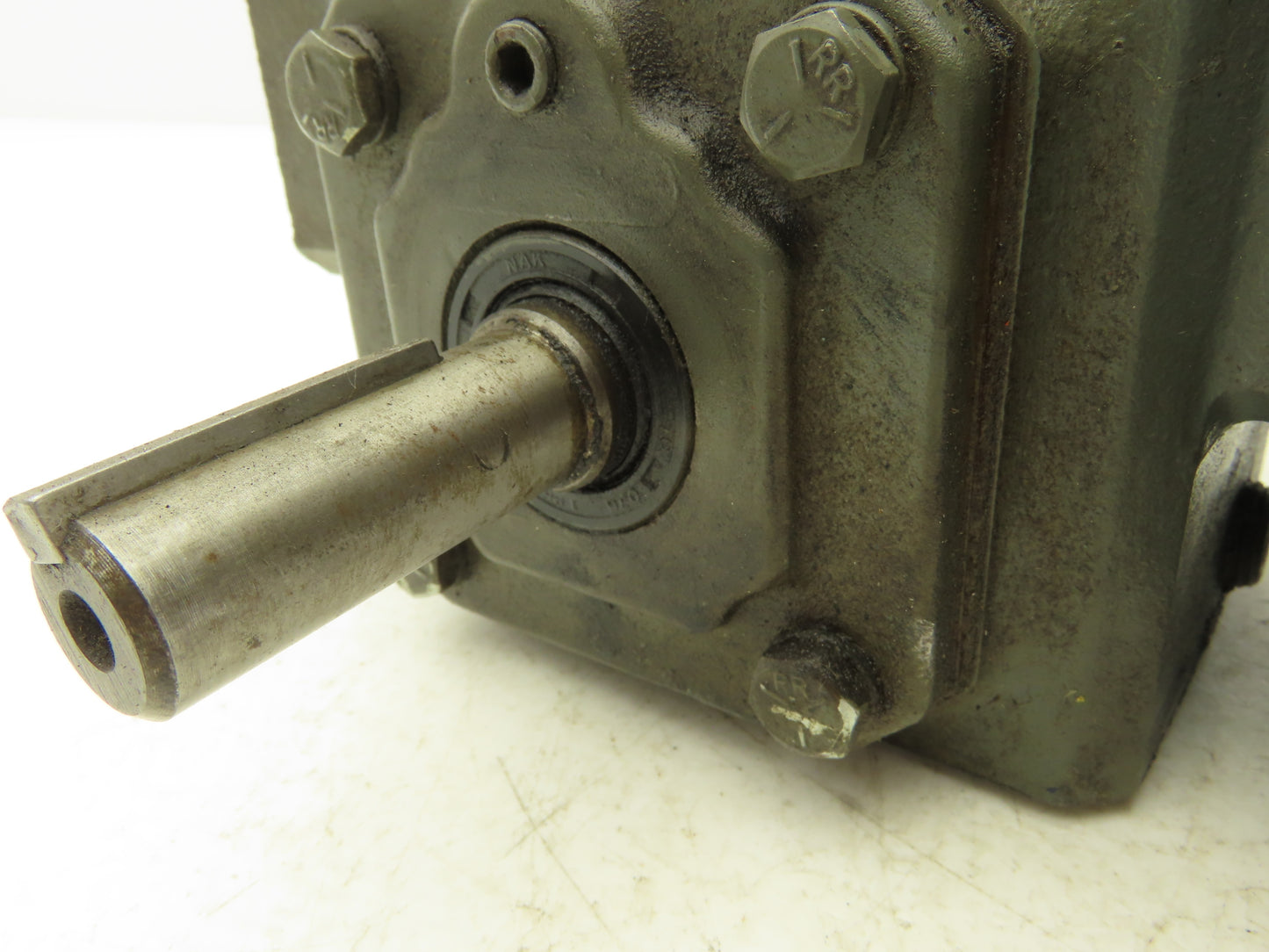 Dayton 4Z006C Worm Gearbox 10:1 Reducer 173rpm 3/4Hp 56C Dual Output