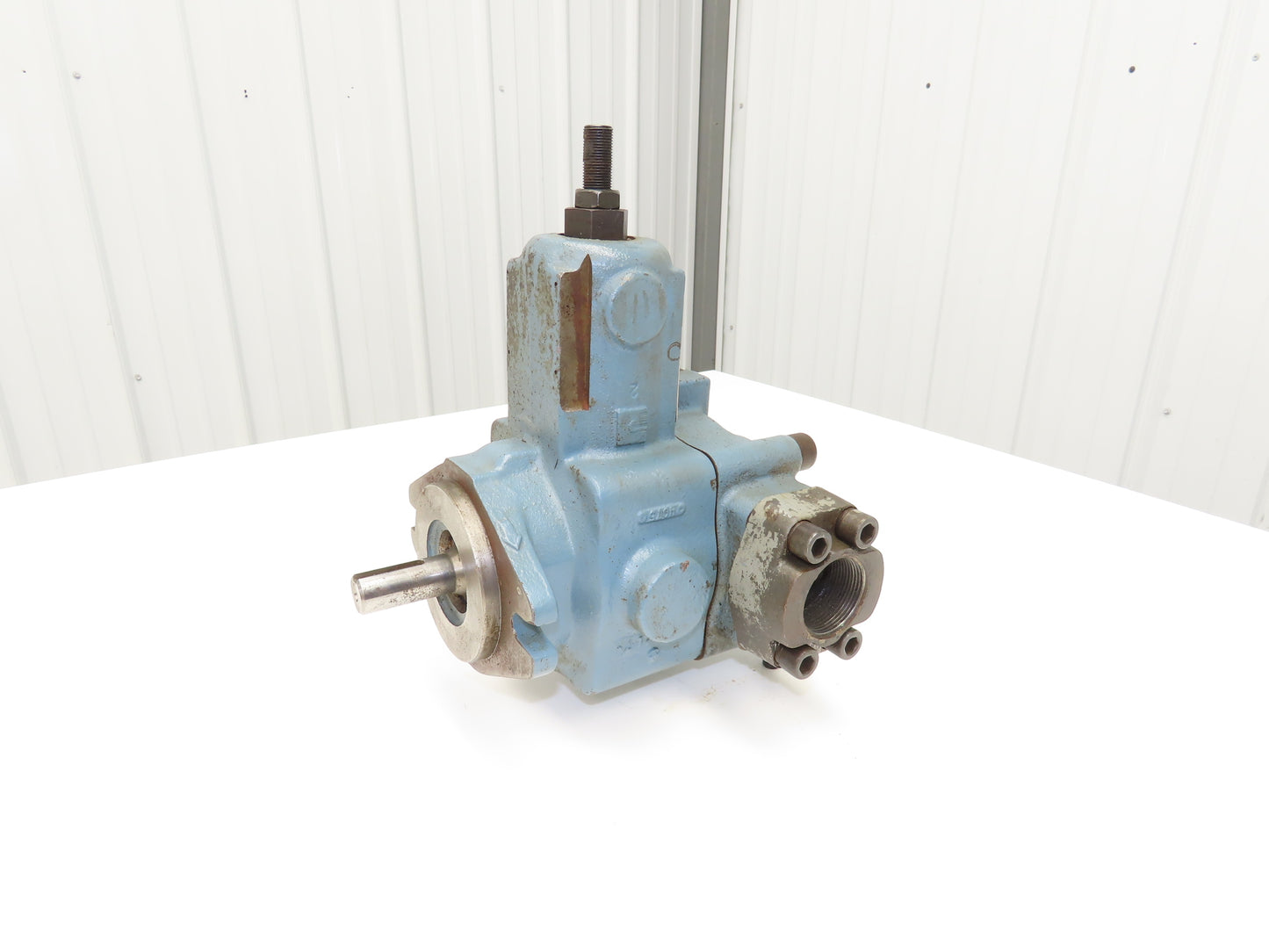 Continental PVR15-15B15-RF-O-5-F Variable Hydraulic Vane Pump 15gpm 1500psi