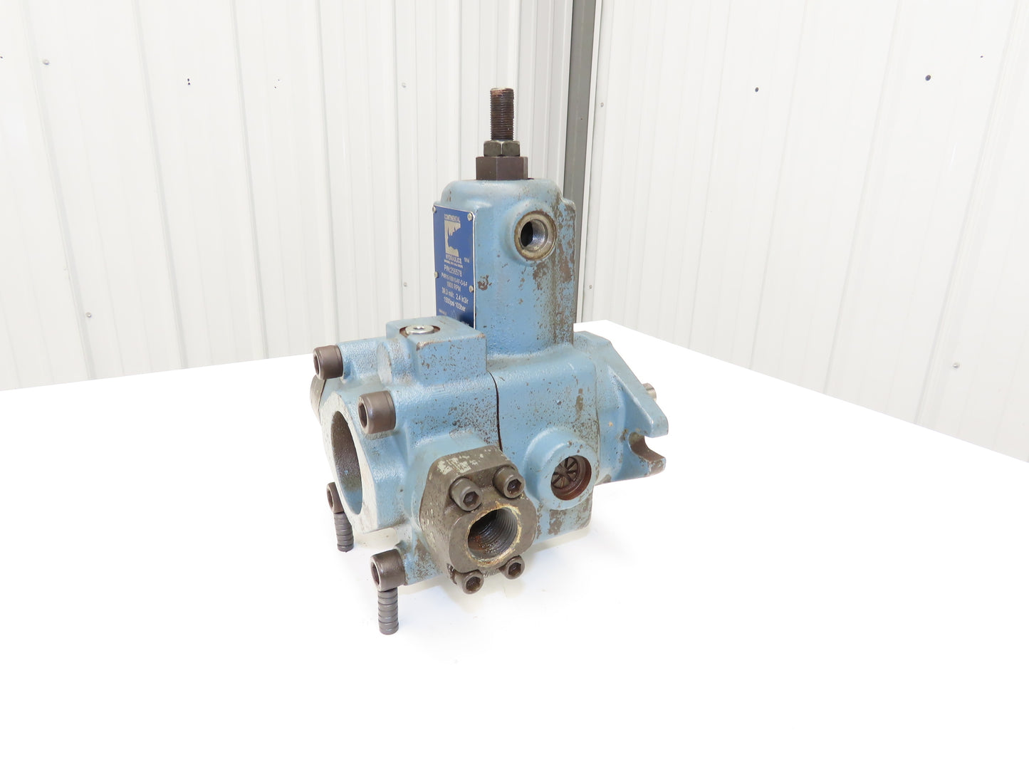 Continental PVR15-15B15-RF-O-5-F Variable Hydraulic Vane Pump 15gpm 1500psi