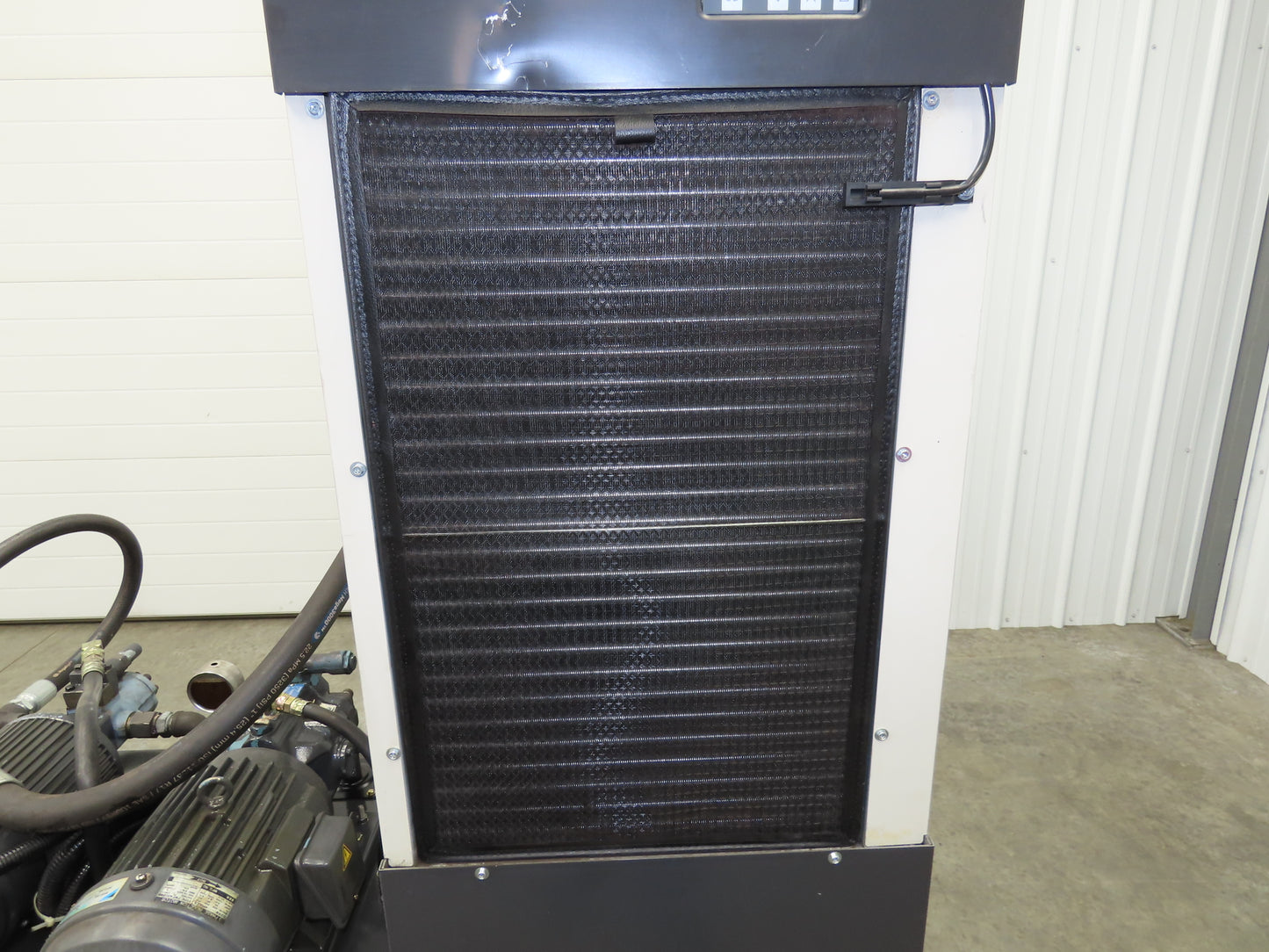 Daikin Hydraulic Power Unit 6.8GPM 220V w/Chiller 1.5kW & Circulation Pump/Motor
