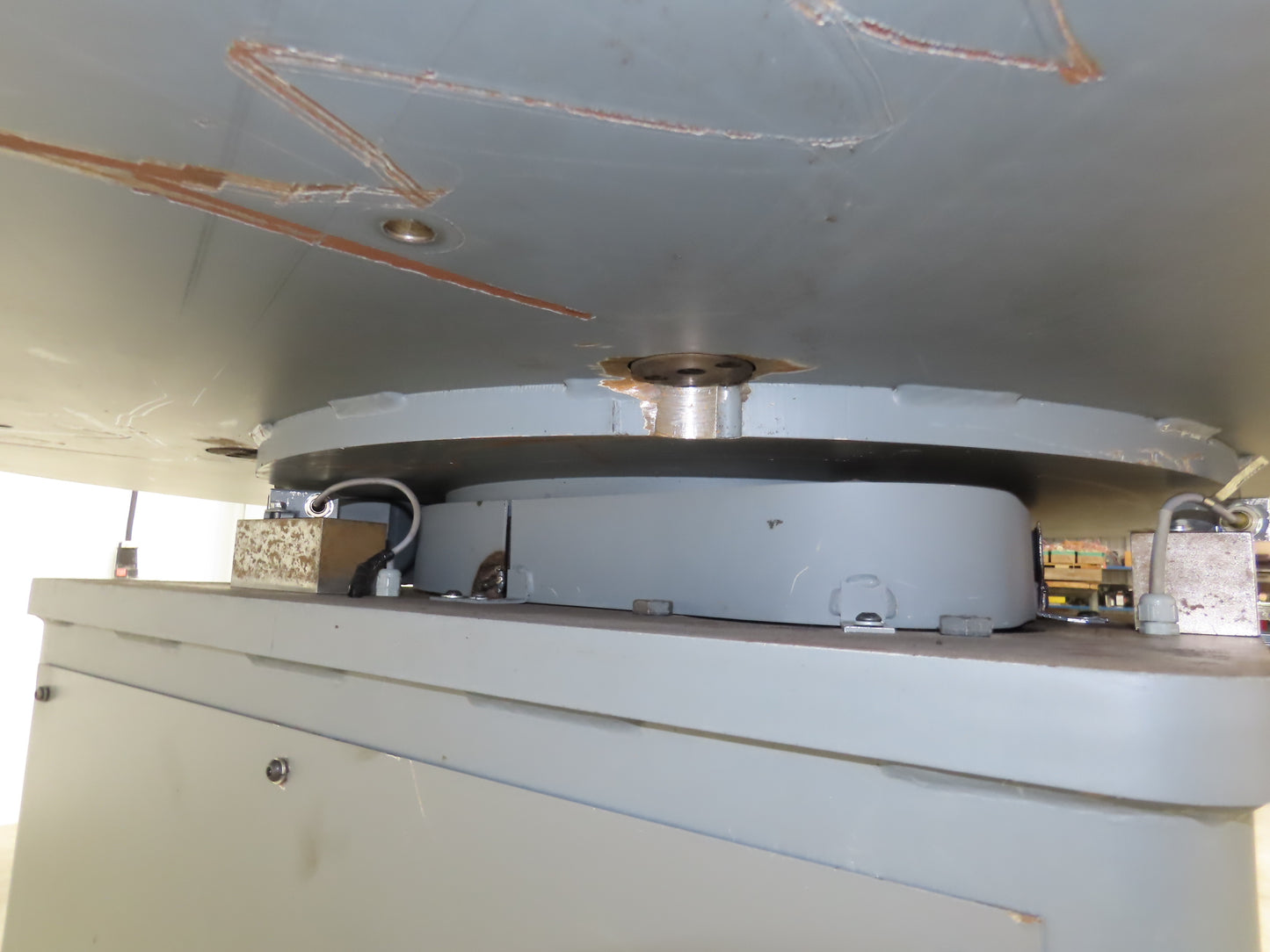 Yaskawa Motoman Robotic Welding Turntable Positioner 300kg Rotary Table 2 Pos