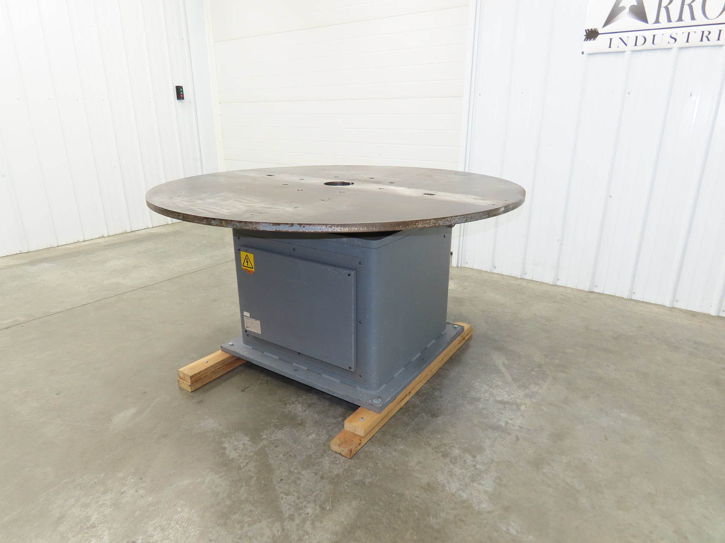 Yaskawa Motoman Robotic Welding Turntable Positioner 300kg Rotary Table 2 Pos