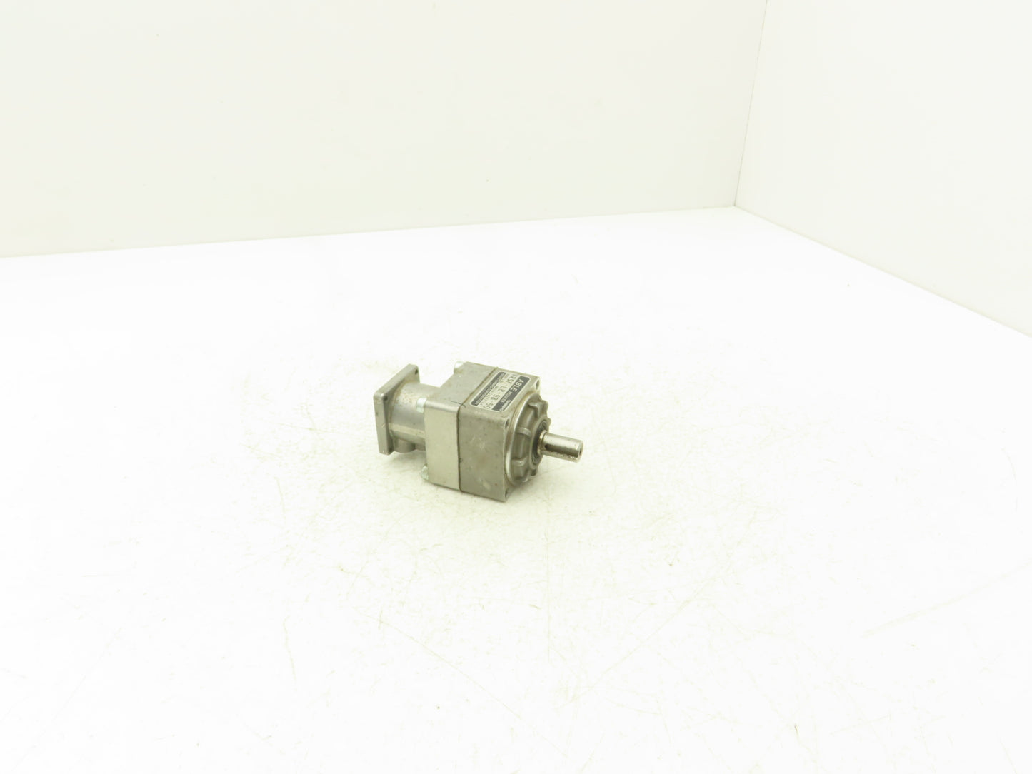 Nidec Shimpo VRSF-LB-9B-50 ABLE Inline Gearbox 9:1 Reducer Helical Gear