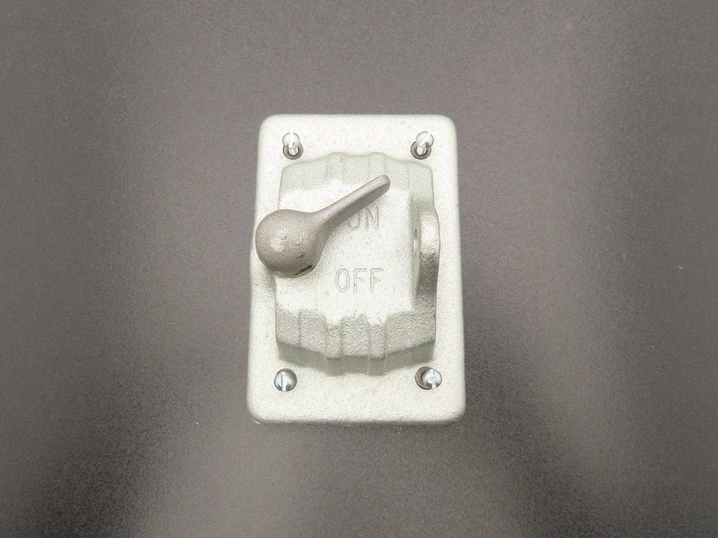 Crouse-Hinds DS185F Raintight Snap Switch Cover Die Cast Iron With Gasket