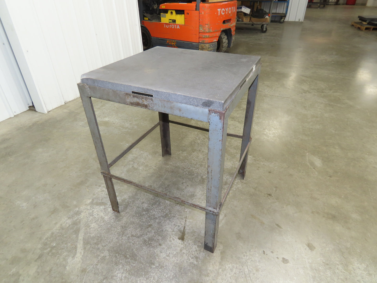 Standridge Granite Surface Inspection Plate 24 x 24 x 3" Metal Stand