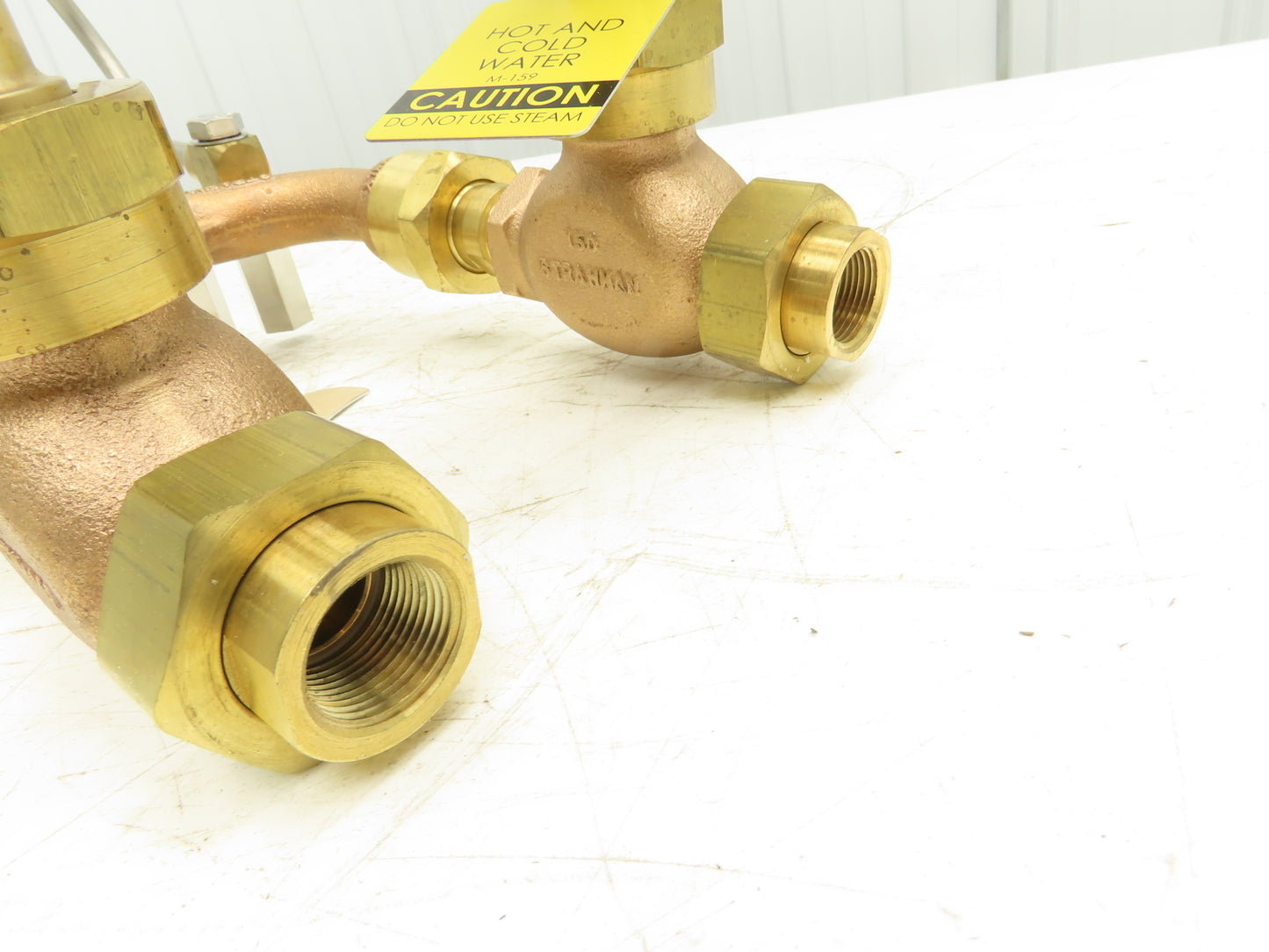 Strahman M-159 Water Mixing Station Bronze Hot/Cold Globe Valves Stainless Loop