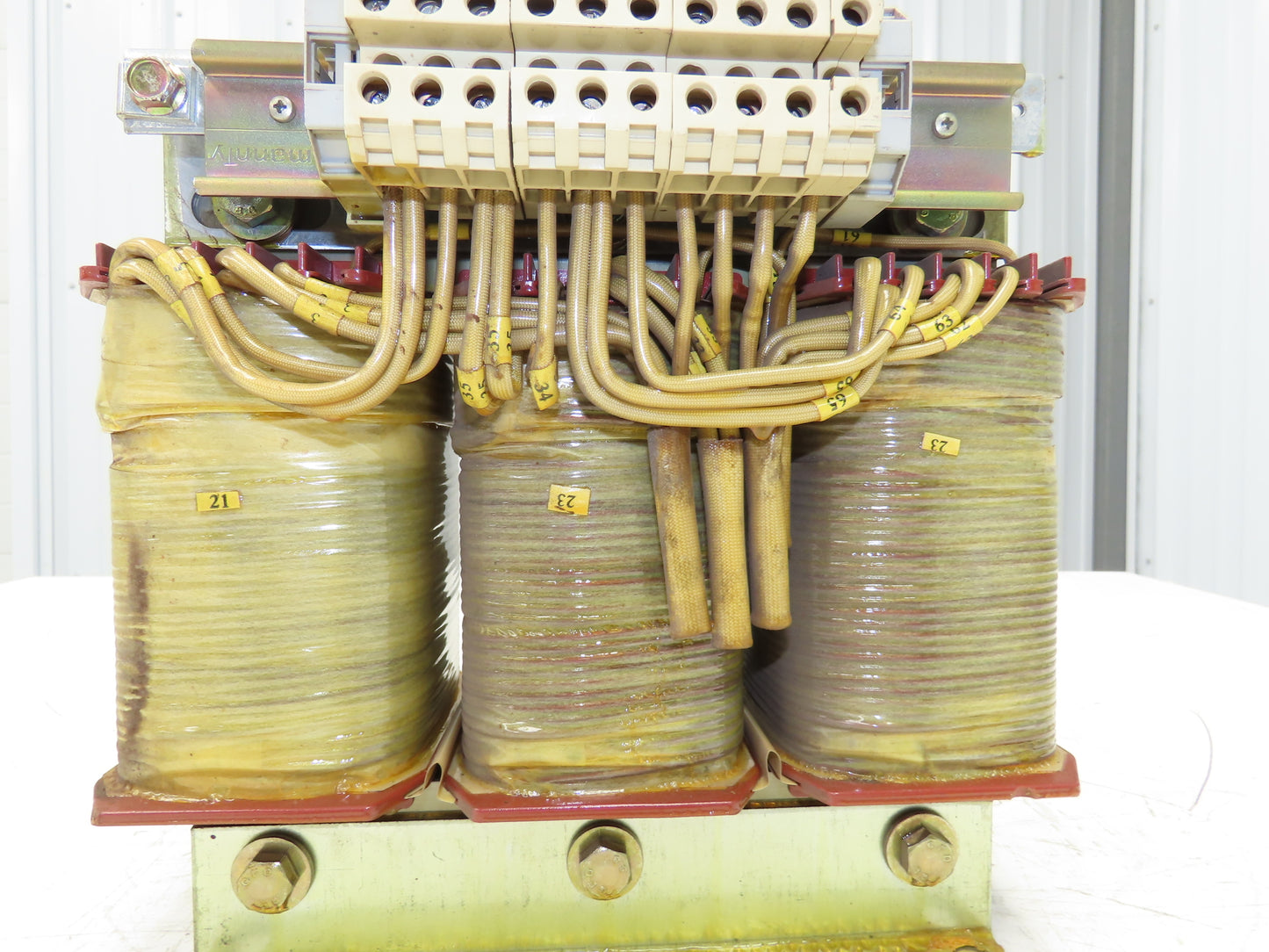 Siemens 6SN1111-0AA00-0BB1 Transformer 21kVA 440/480V Primary 400V Secondary