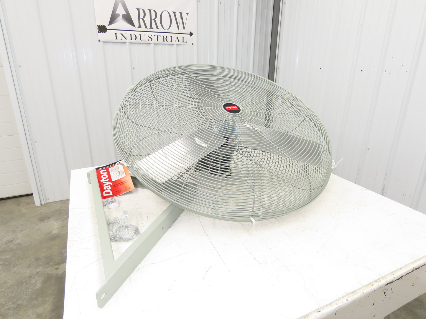 Dayton 3PEH2D Standard Duty Industrial Fan 36" 1/2Hp 208-230/460V 3Ph 1100RPM