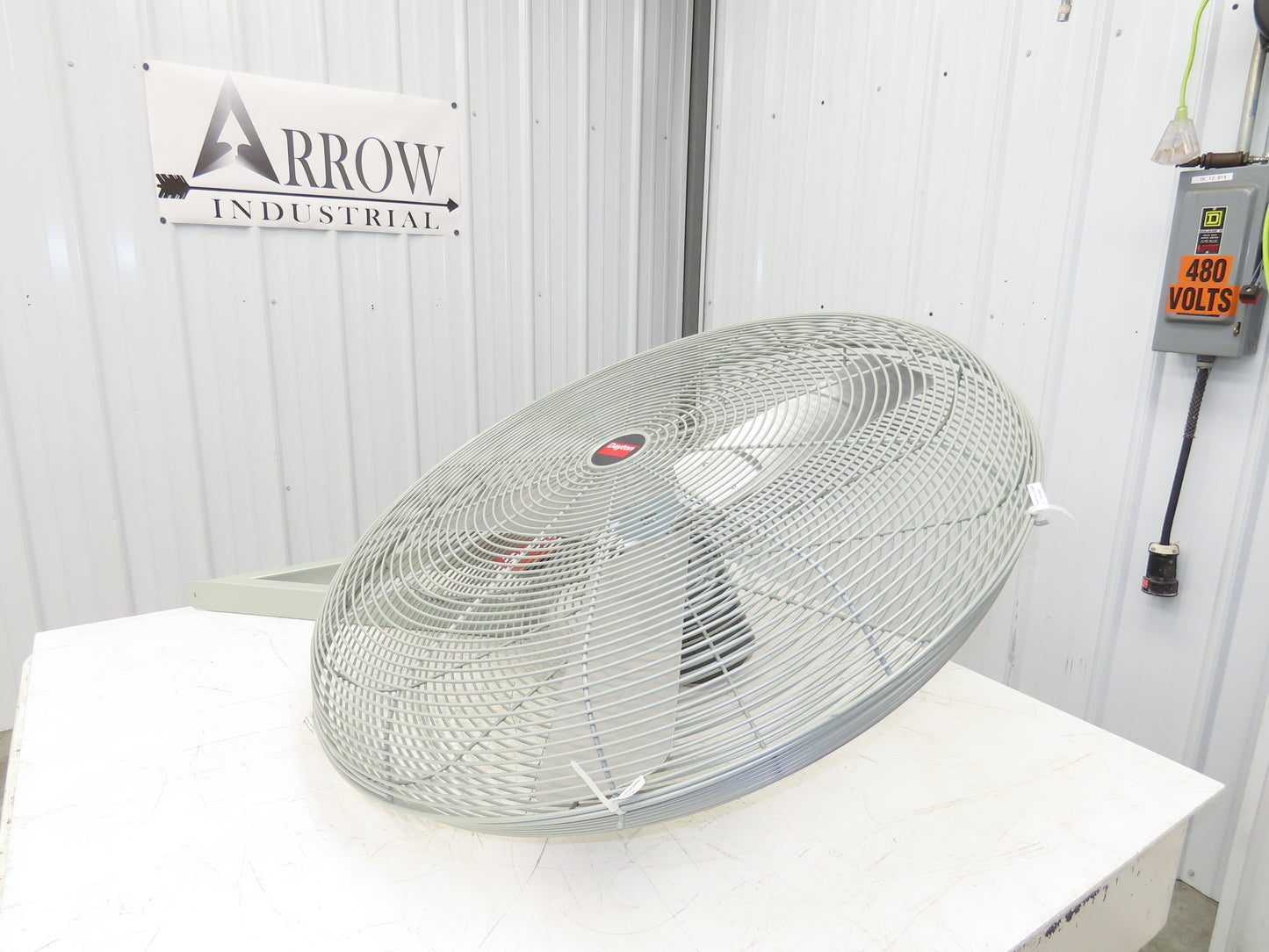 Dayton 3PEH2D Standard Duty Industrial Fan 36" 1/2Hp 208-230/460V 3Ph 1100RPM