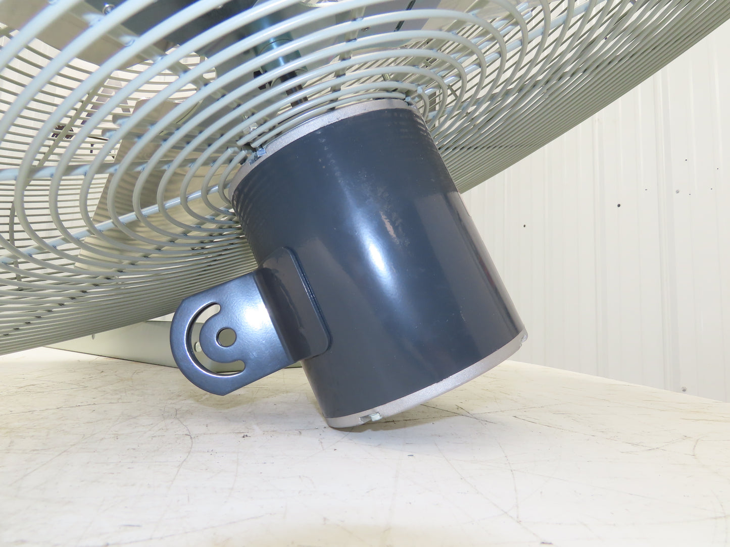 Dayton 3PEH2D Standard Duty Industrial Fan 36" 1/2Hp 208-230/460V 3Ph 1100RPM