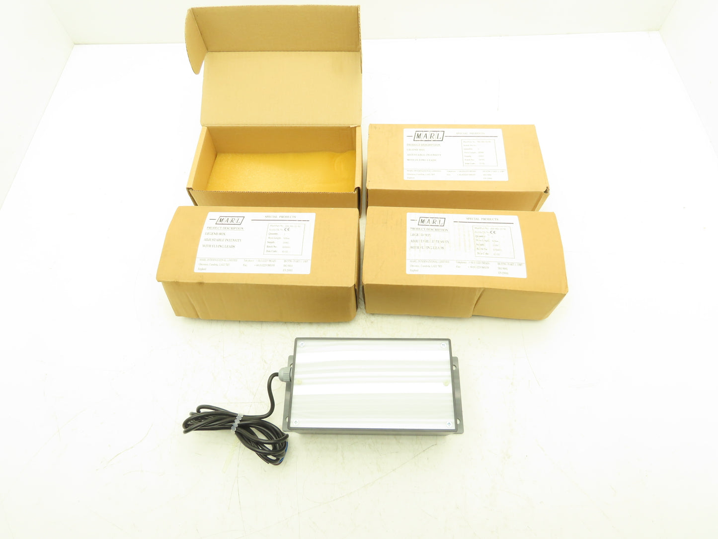 Marl 054-906-22-50 LED Bulkhead 10 Lights Low Intensity Yellow 24VDC Lot of 4