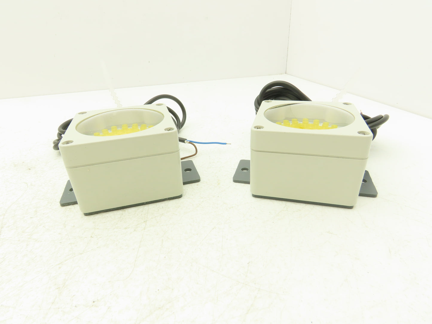 Marl 020-925-22-89 LED Cluster Light Yellow Clear Lens 24VDC W Cable Lot of 2