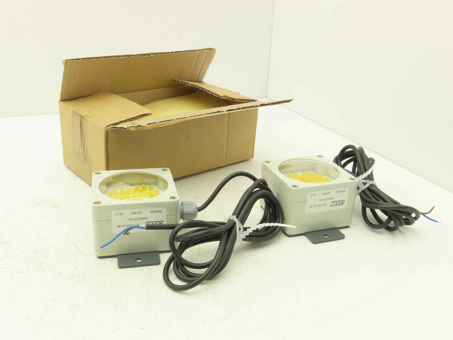 Marl 020-925-22-89 LED Cluster Light Yellow Clear Lens 24VDC W Cable Lot of 2