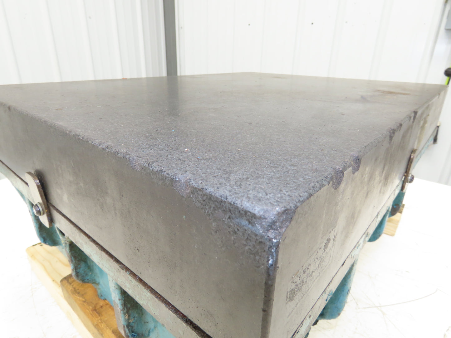 Granite Surface Inspection Plate 24 x 18 x 3" Machinist Cast Iron Metal Top