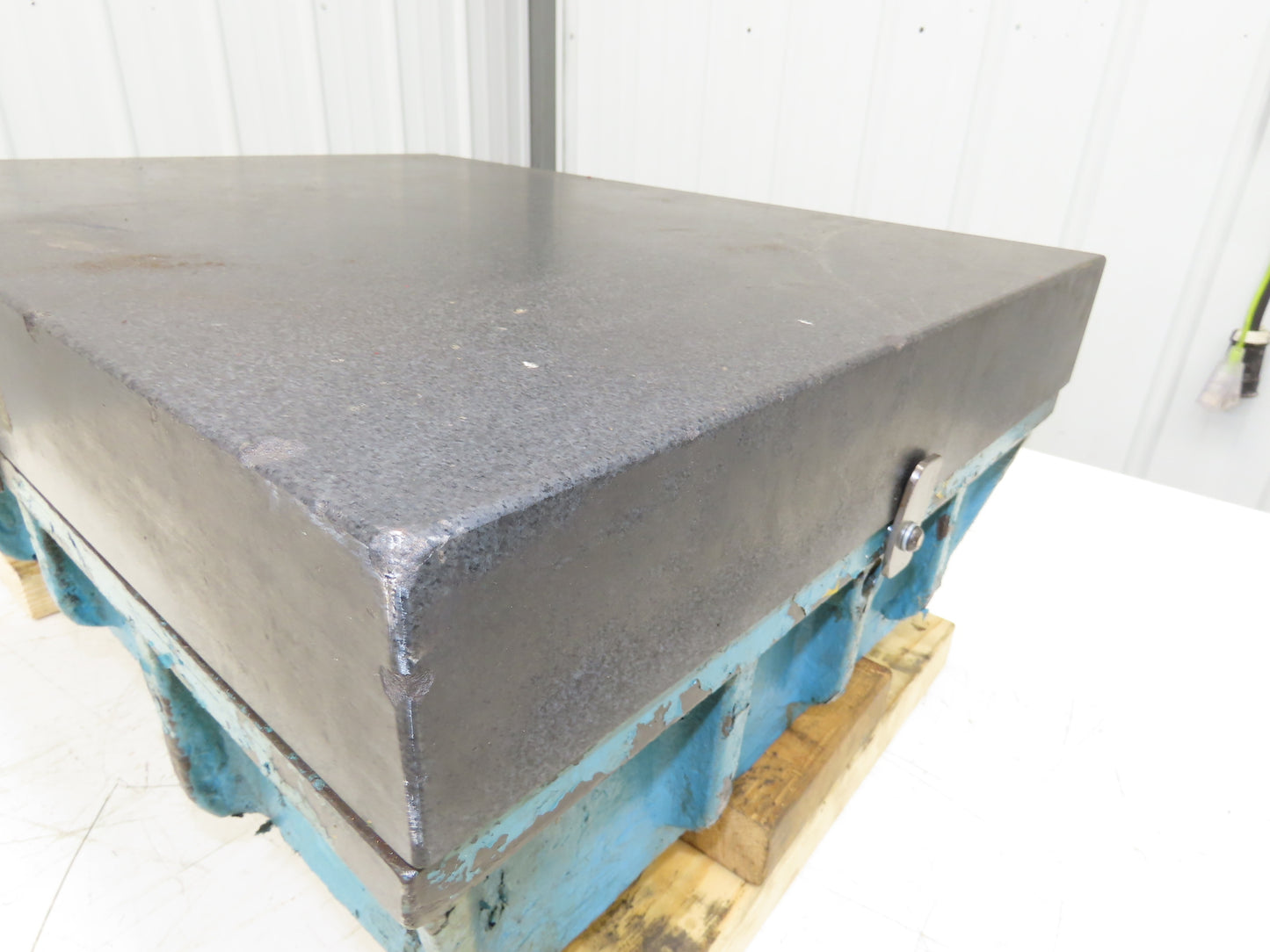 Granite Surface Inspection Plate 24 x 18 x 3" Machinist Cast Iron Metal Top