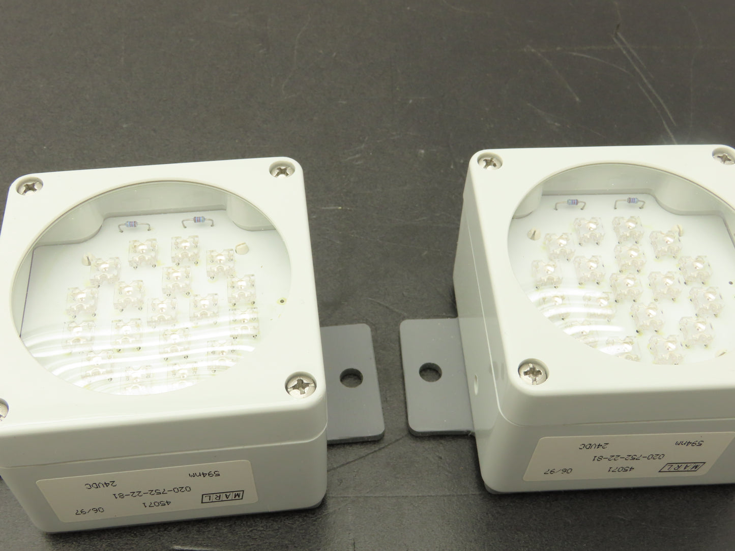 Marl 020-752-22-81 LED Cluster Light White W Clear Lens 24VDC W Cable Lot of 2