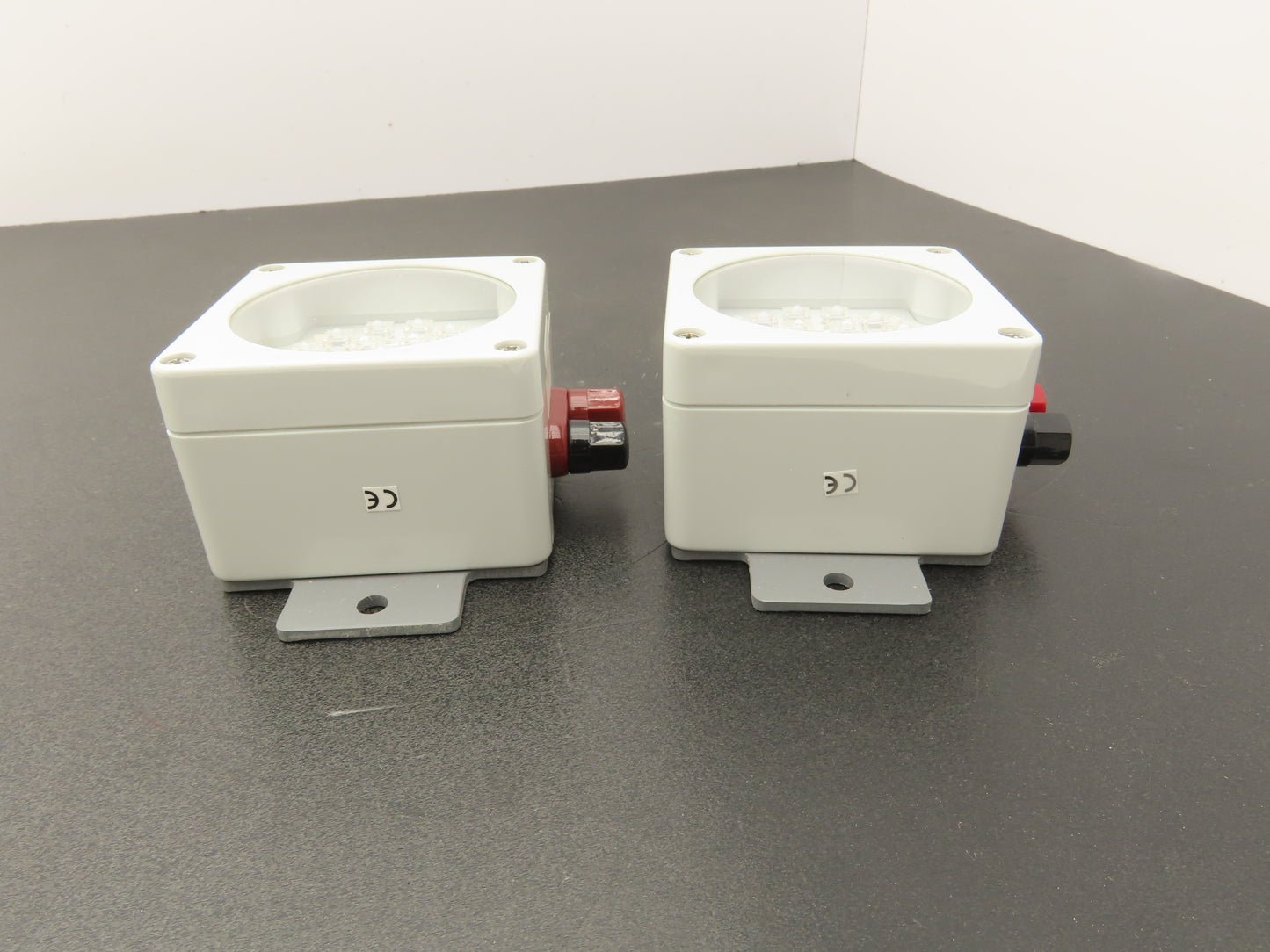 Marl 020-752-22-81 LED Cluster Light White W Clear Lens 24VDC W Cable Lot of 2
