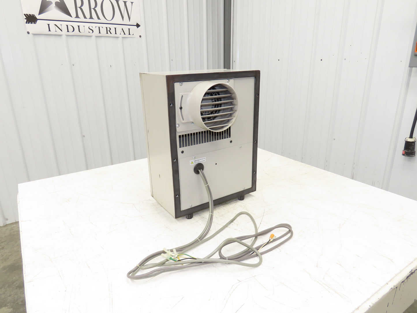 Apiste ENC-620LS FA Cooler Electrical Enclosure AC Cooling Unit 200V 1Ph 260W