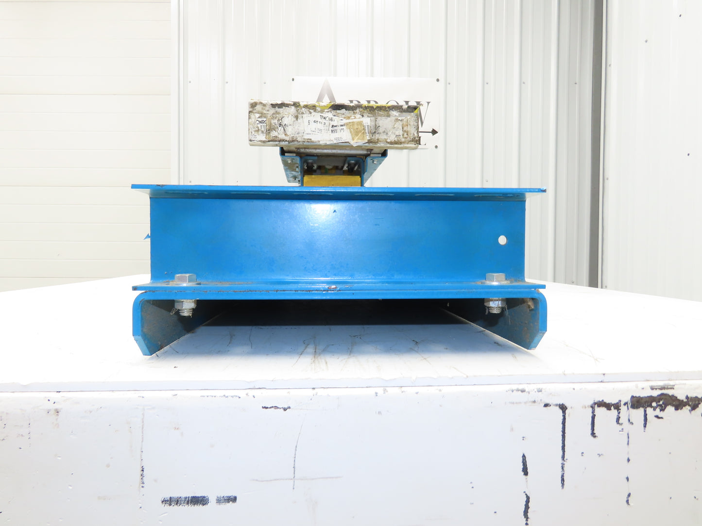 Hytrol Conveyor Pneumatic Box Pusher Sorter 8" Stroke 4x16" Kicker Plate