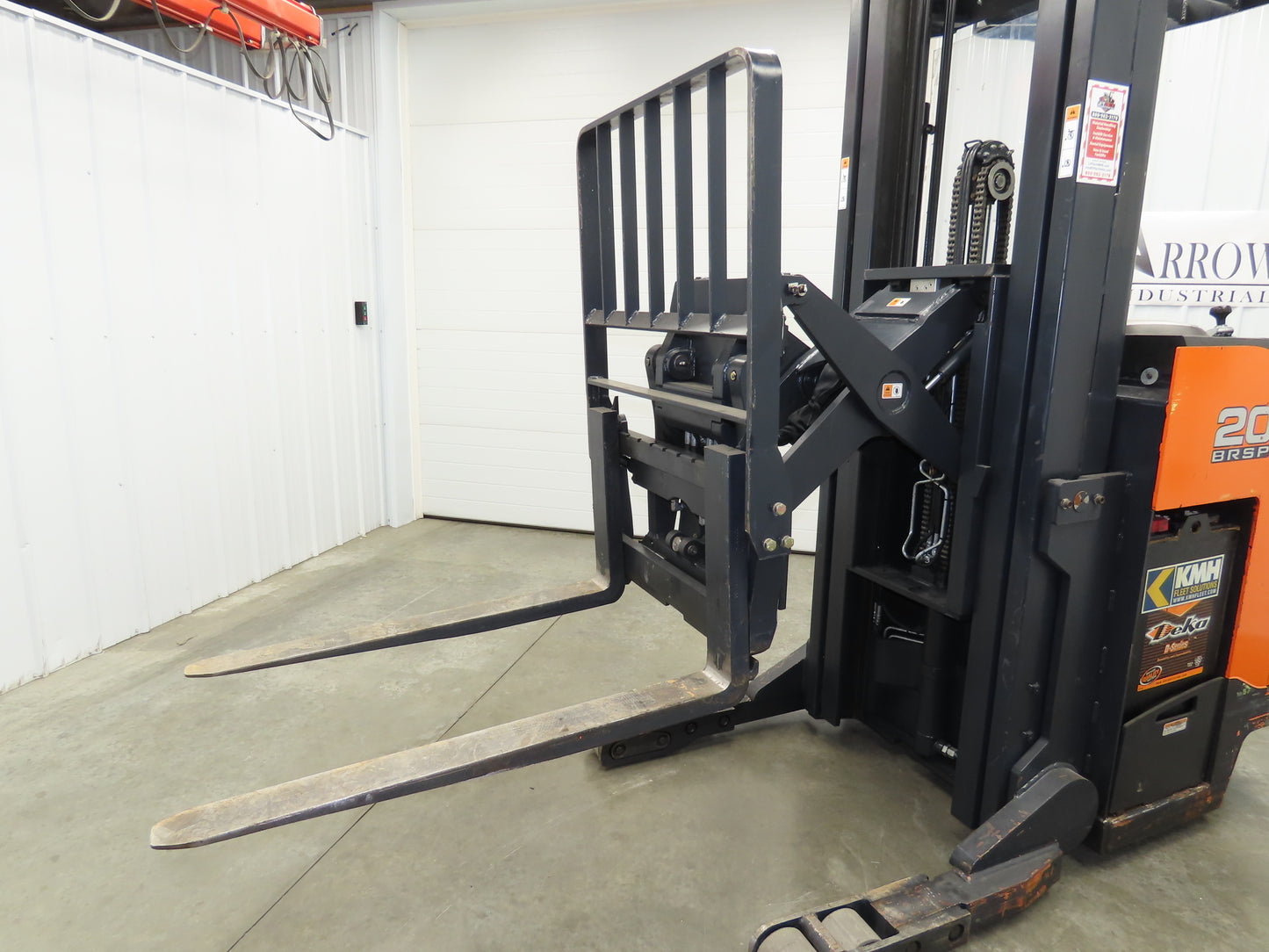Doosan Forklift Stand On 36V Electric Pantograph Reach Truck 3714lbs 4475h 20' L