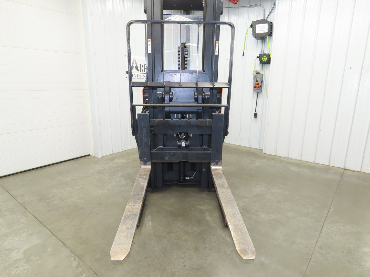Doosan Forklift Stand On 36V Electric Pantograph Reach Truck 3714lbs 4475h 20' L