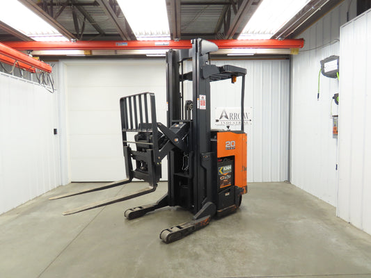 Doosan Forklift Stand On 36V Electric Pantograph Reach Truck 3714lbs 4475h 20' L