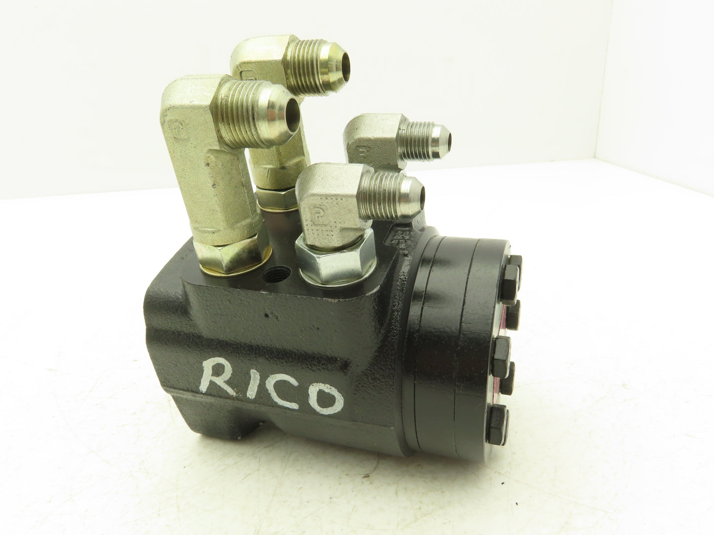 Char-Lynn Eaton 211-1008-002 Hydraulic Power Steering Pump Off Rico PLR-DD-100