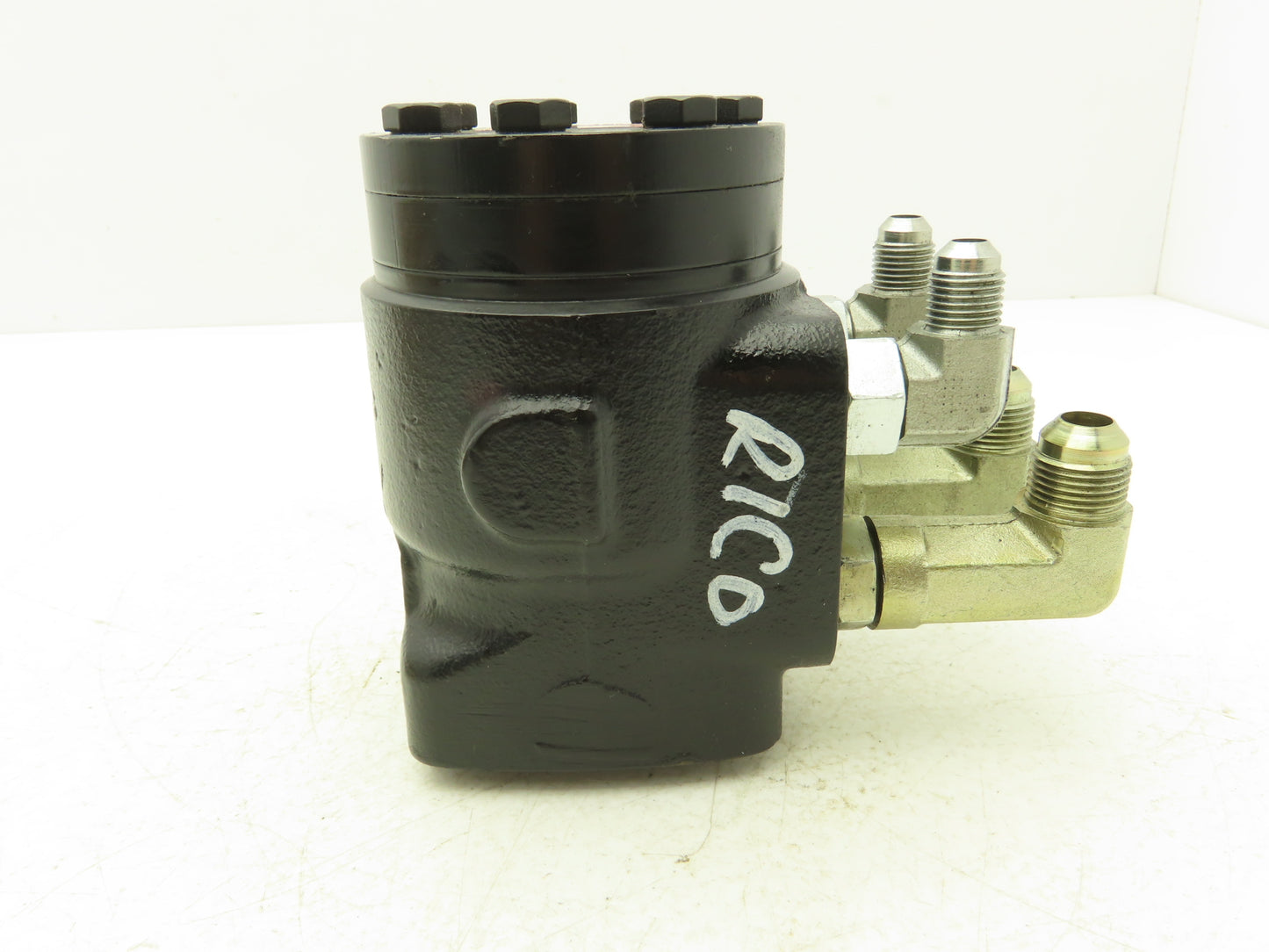 Char-Lynn Eaton 211-1008-002 Hydraulic Power Steering Pump Off Rico PLR-DD-100