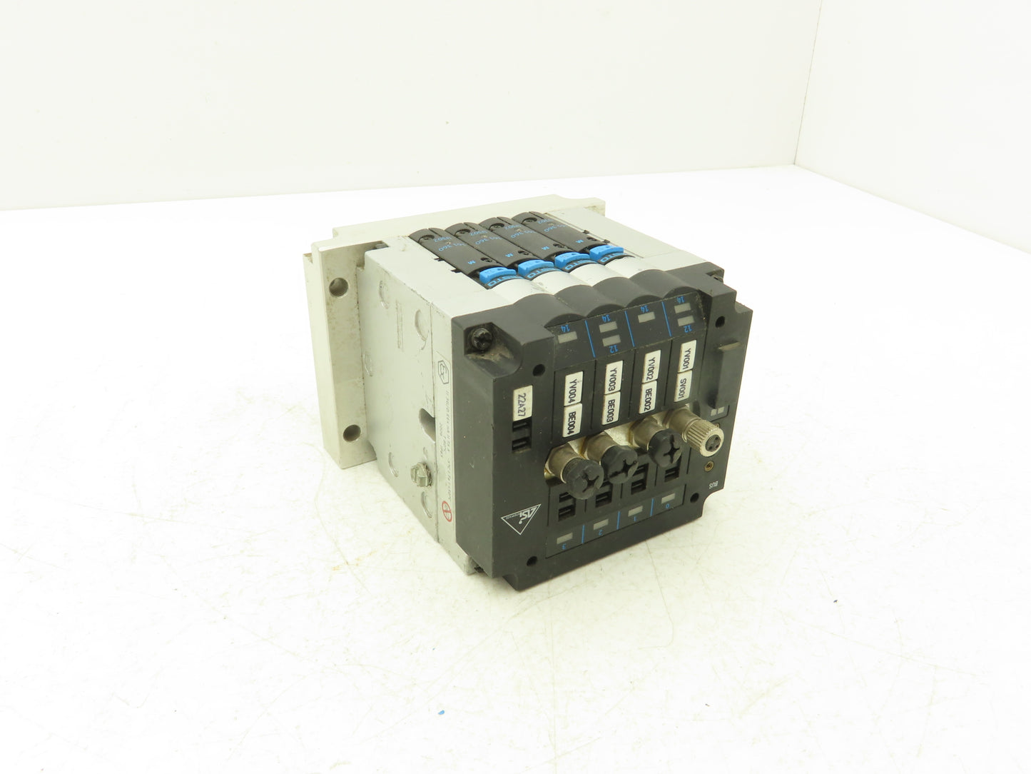 Festo CPV14-GE-ASI-4E4A M8 Pneumatic Solenoid Valve 4-Station 24VDC 161-360