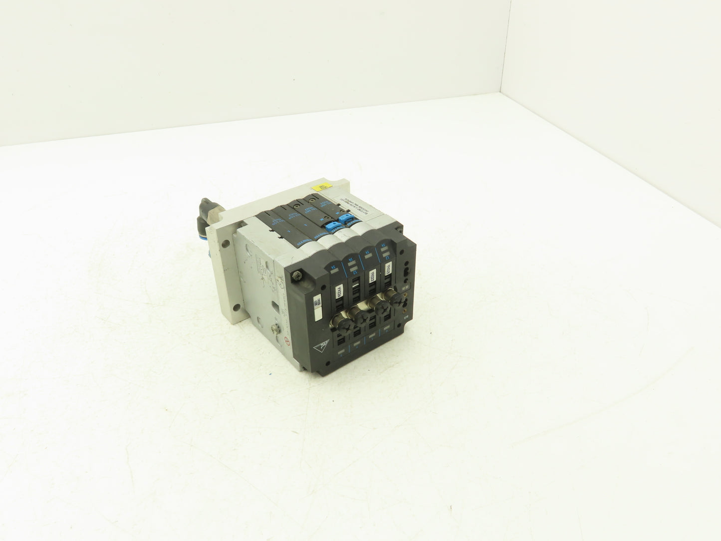 Festo CPV14-GE-ASI-4E4A M8 Pneumatic Solenoid Valve 4-Station 24VDC 161-360