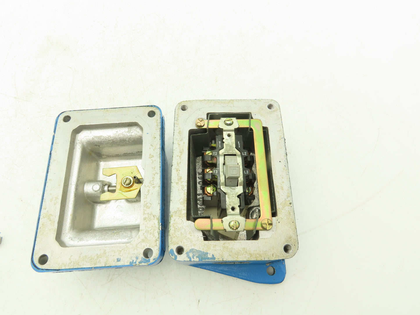 Square D 2510-KR-2H Manual Motor Start Switch Type 4 Watertight 10HP 600V 3PH