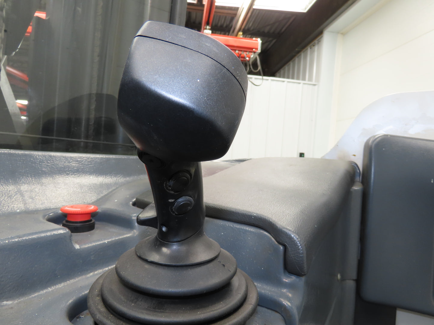 Unicarriers Forklift Stand On 36V Electric Truck 3500lbs 5976.3h Side Shift